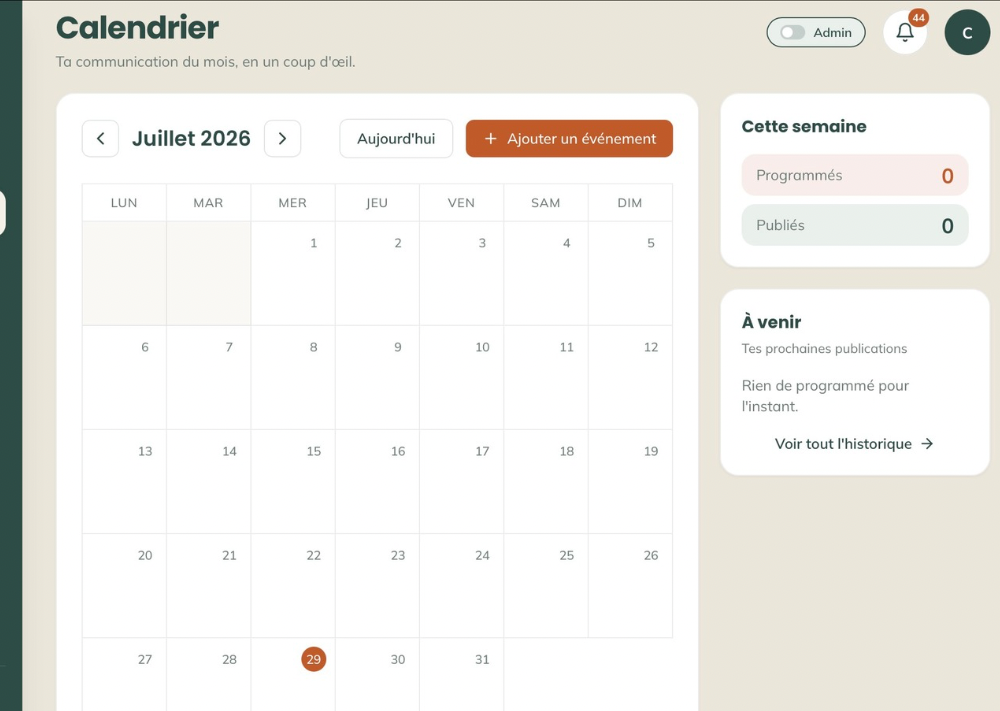 Écran de l'app Aska : le calendrier éditorial du mois